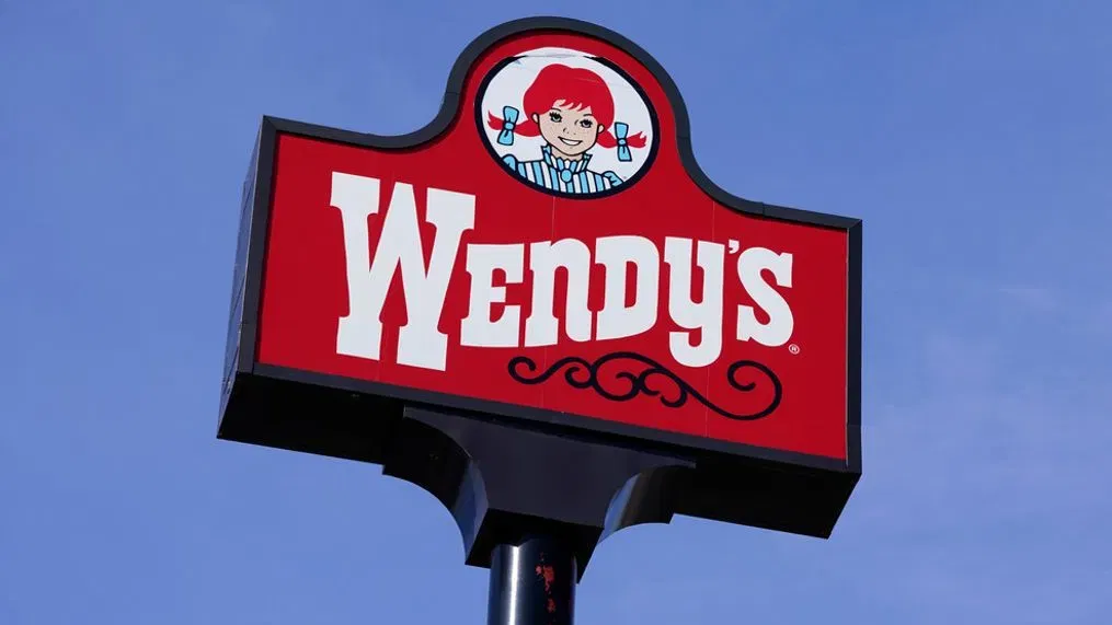 Fast food giants like Starbucks and Wendy’s invest in AI (Credits: ABC 6)