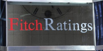 Fitch Ratings warns U.S. banks of potential losses in multifamily lending (Credits: The Hill)