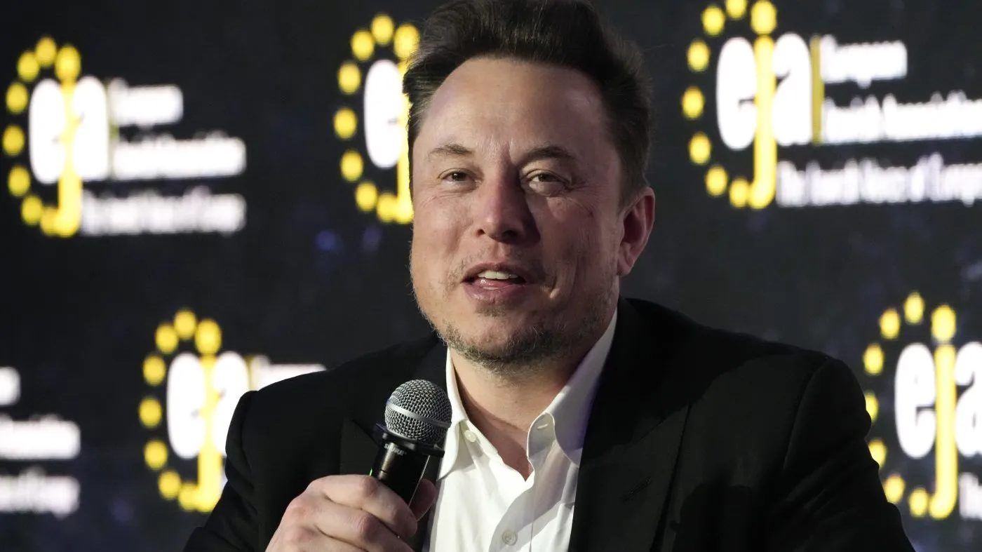 Former Twitter executives sue Elon Musk for $128 million (Credits: The Hill)