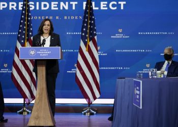 Harris reinforces Biden's economic platform during Wisconsin visit (Credits: LA Times)