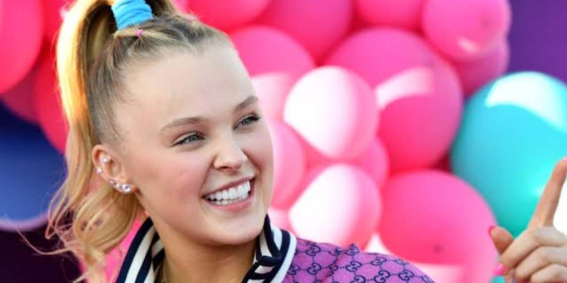 JoJo Siwa Is Ready to Be an 'Idiot with Love' After Year of Being