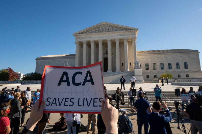 Legal battle over federal mandate's fate grips healthcare policy (Credits: UPI)