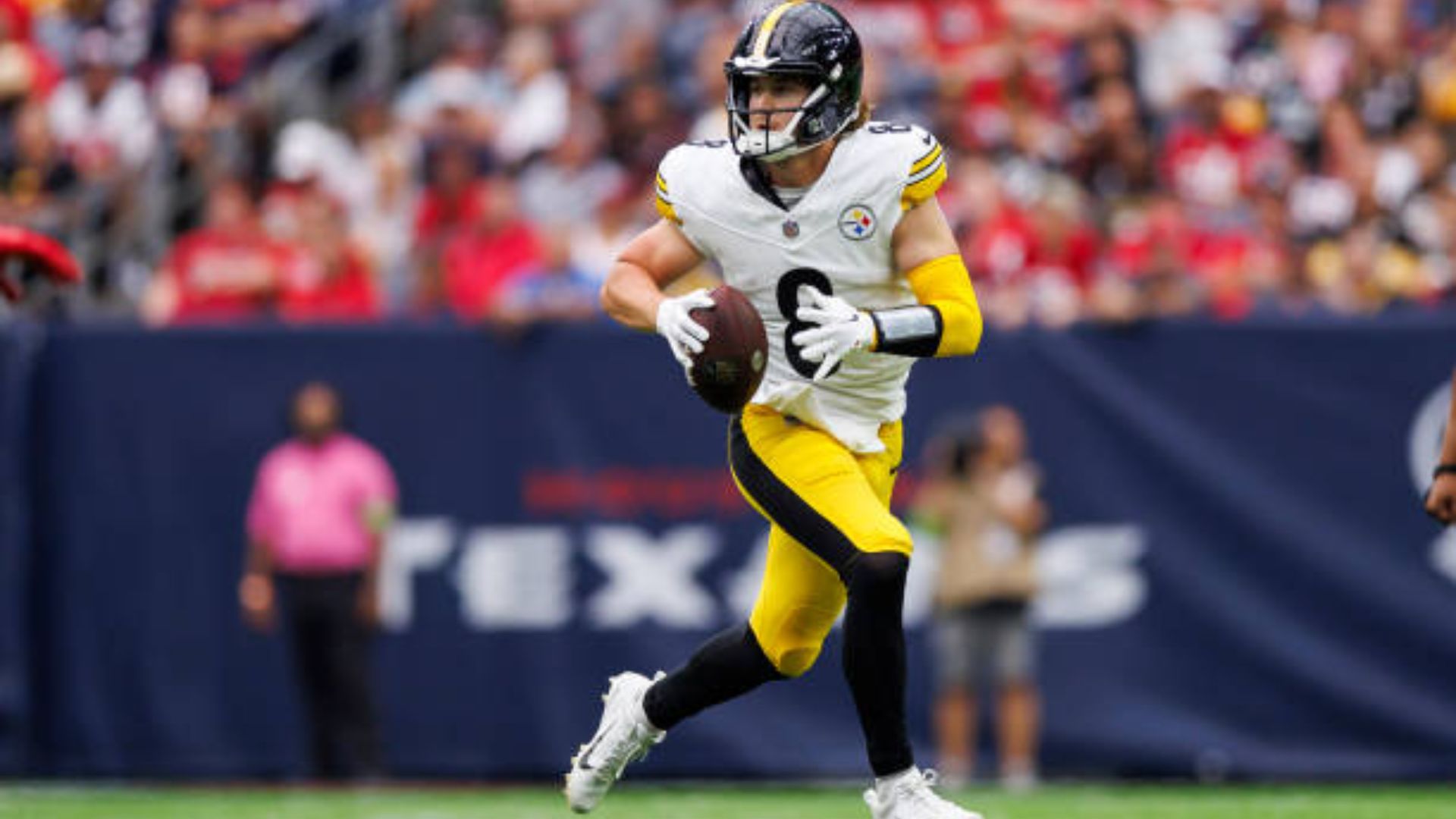 Pittsburgh Steelers Evaluate Quarterback Options for 2024 Season