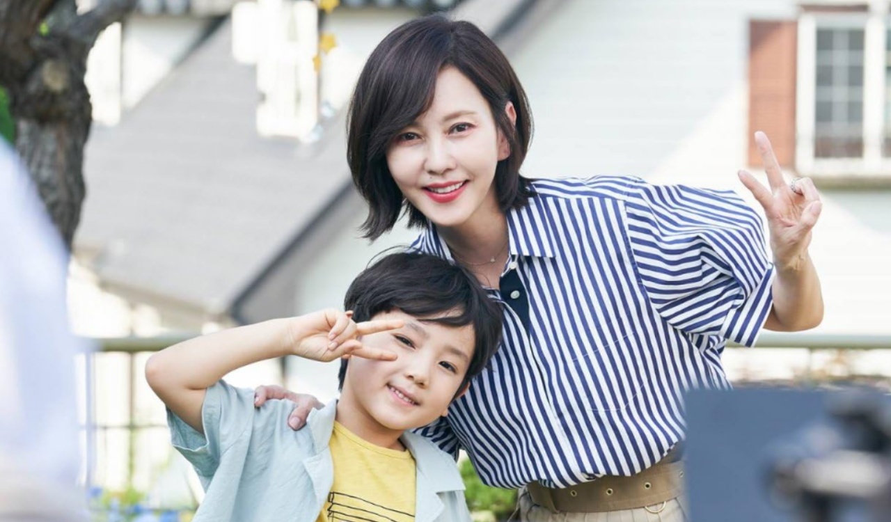 Wonderful World Episode 1 Recap: The Connection of Sun Yool To Soo Hyun