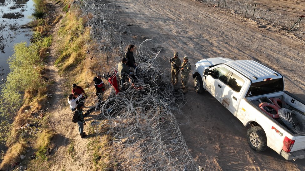 Texas law clashes with federal immigration authority (Credits: Getty Images)