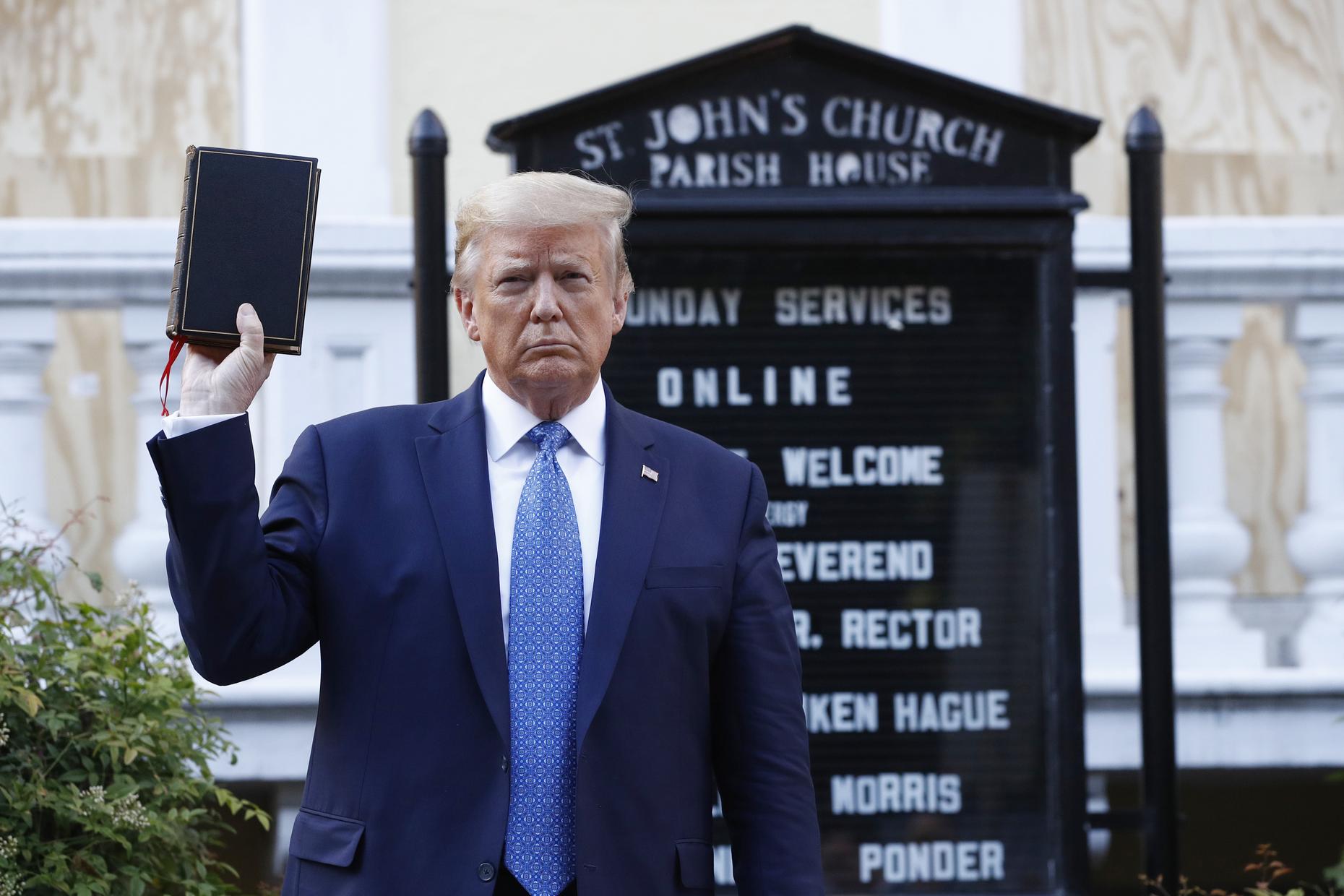 Trump retains fervent support from evangelical voters (Credits: WNYC Studios)