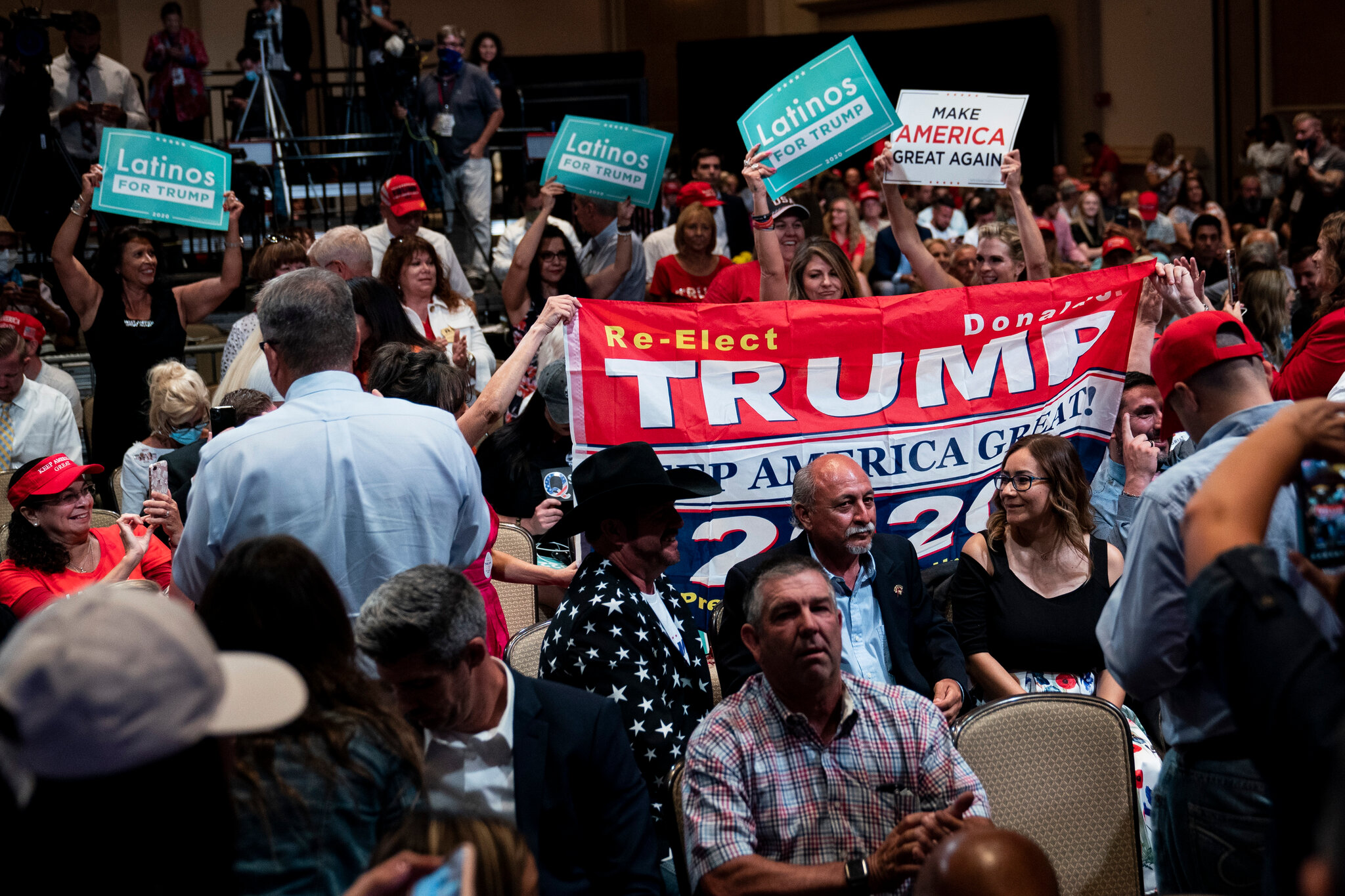 Trump's diverse appeal among Latinos challenges Democratic dominance (Credits: The NY Times)