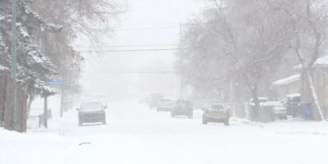 A winter storm warning with snow has been issued at Saskatchewan (Credit: YouTube)