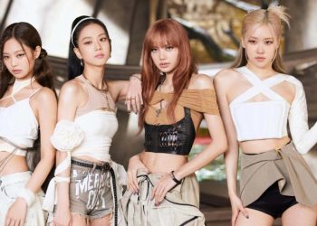 BLACKPINK's contract renewal with YG Entertainment is making headlines (Credit: X)