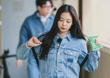 Jennie showcases affordable fashion choices on popular TV show.