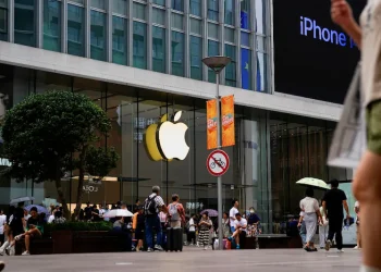 Apple complies with Chinese directive, removing WhatsApp and Threads (Credits: Reuters)