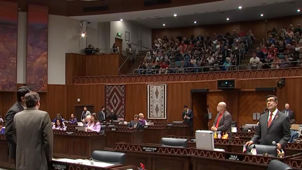 Arizona House repeals 1864 abortion ban in contentious vote (Credits: CBS News)
