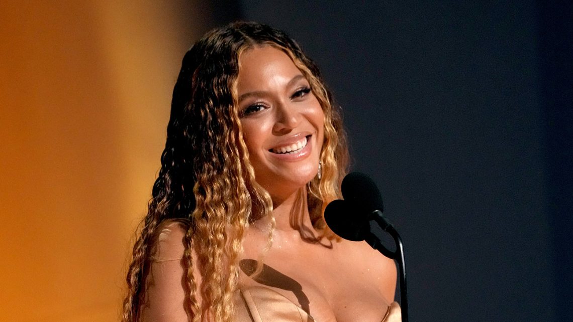 Beyonce Makes History As The 1st Black Woman To Achieve No. 1 Country ...