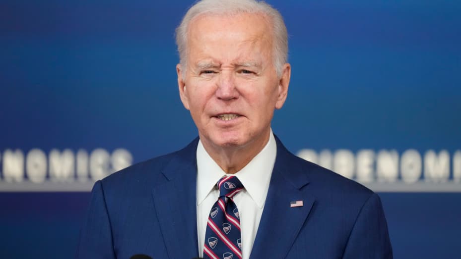 Biden defends economic record, highlighting overall growth stability (Credits: CNBC)