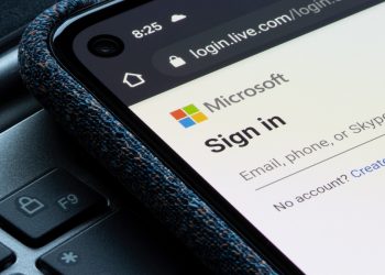 CISA's emergency directive exposes Russian hackers' exploitation of Microsoft emails (Credits: SecurityWeek)