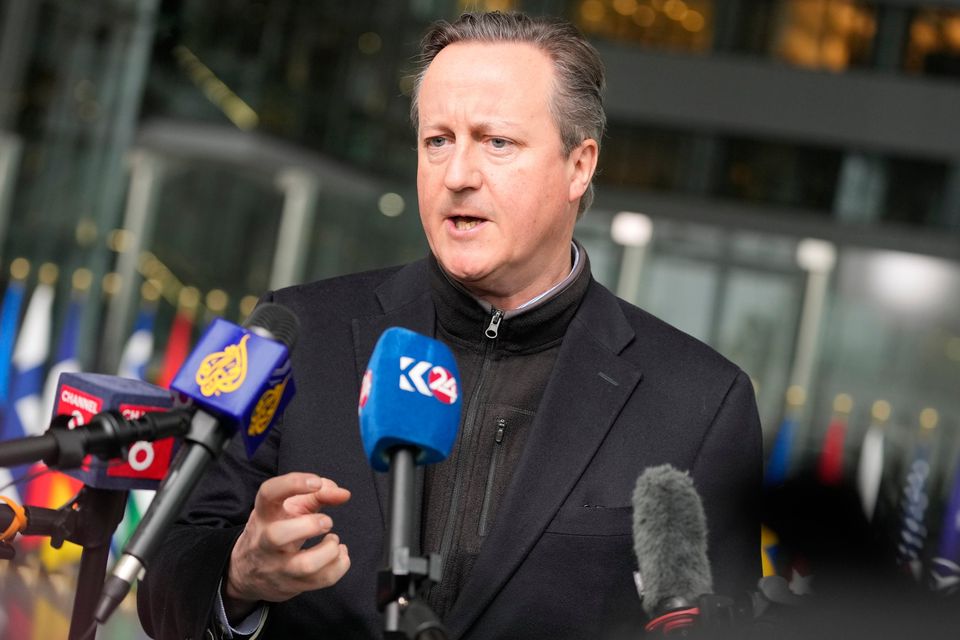 Cameron's diplomatic visit aims to strengthen transatlantic relations (Credits: AP Photo)