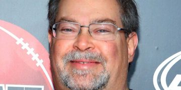 Remembering Howie Schwab: ESPN’s ‘Stump the Schwab’ Star Died At 63