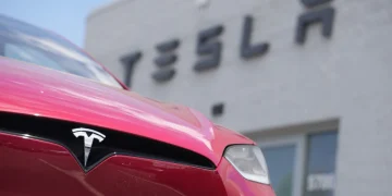 NHTSA investigates Tesla's largest-ever recall of 2 million vehicles (Credits: OECD)
