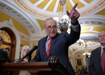 Senate narrowly passes FISA reauthorization (Credits: CNN)