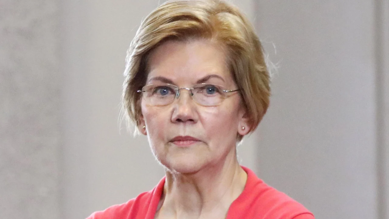 Senators Warren and Marshall demand stronger action against crypto-enabled sanctions evasion (Credits: AP Photo)