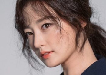 Song Ha-Yoon linked to another school violence case.