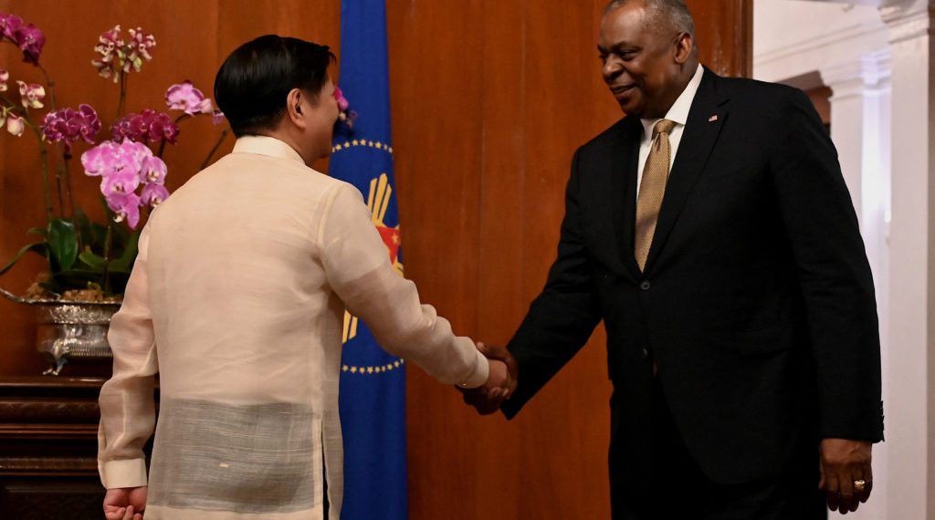 U.S.-Philippines alliance aims to counter Chinese pressure (Credits: Reuters)