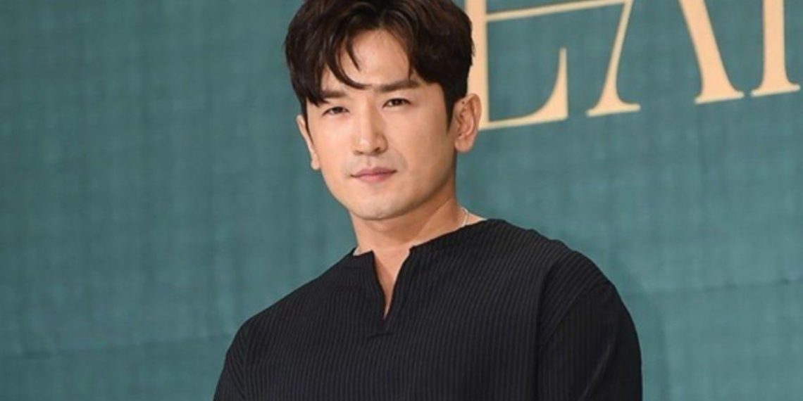 Lee Min-Woo talks about traumatic past experience.