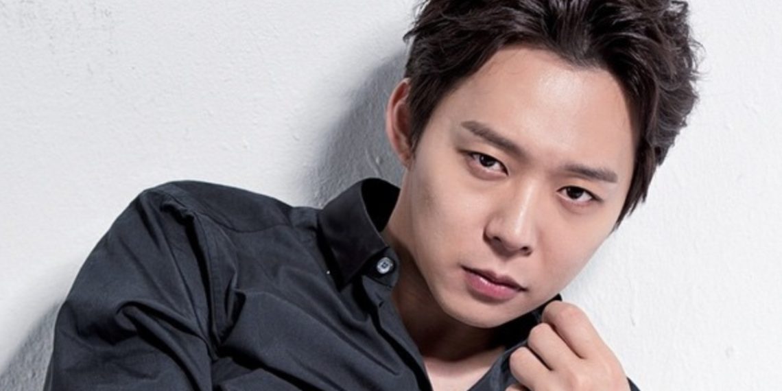 Former idol Park Yoochun hints at comeback through YouTube videos.