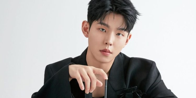 Paul Kim's marriage announcement caused joy among fans.