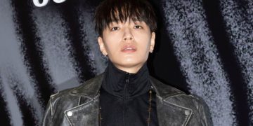 Simon Dominic part ways from AOMG with mutual agreement.