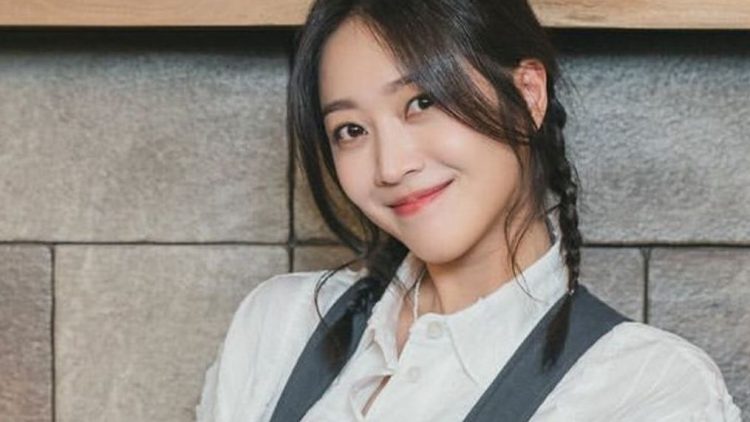 Actress Jo Bo Ah is considering a role in Knock Off