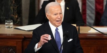 Biden's pledge to withhold weapons amplifies pressure on Israel