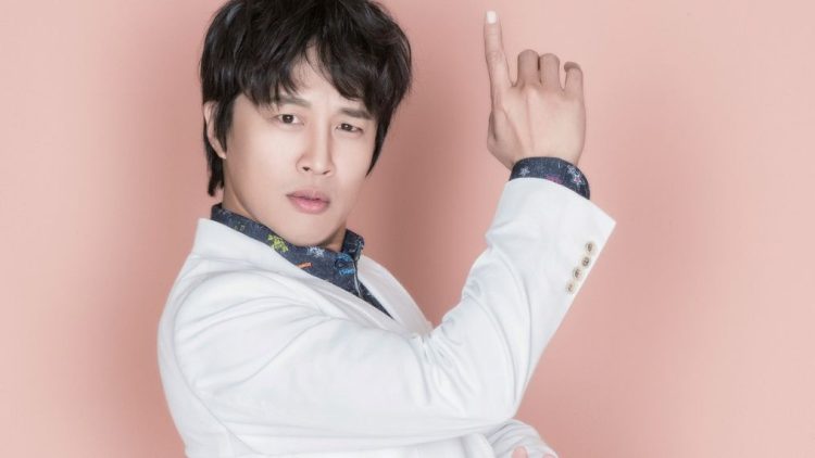 Cha Tae Hyun recently won a Popularity Award for his role in My Heart Puppy