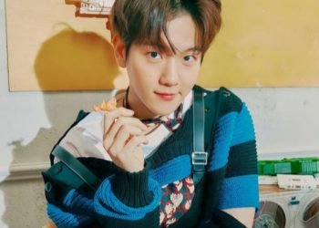 Baekhyun hosted a birthday cafe event in Seoul to celebrate with fans, drawing enthusiastic interest.