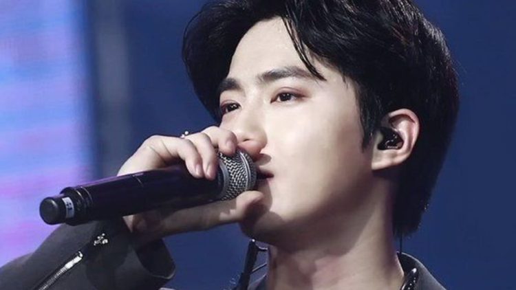 EXO members' surprise attendance enhances Suho's performance's excitement