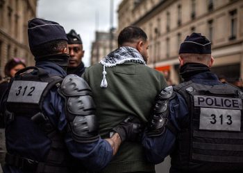 French police disperse Sciences Po protest peacefully, contrasting with US (Credits: ActiveStill)