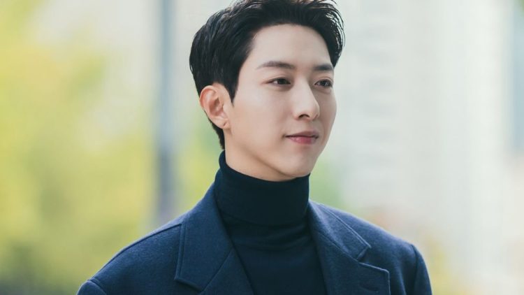 Insights into maintaining resilience and learning in the entertainment industry