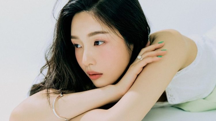 Joy's genuine affection for Rei shines through, showcasing the beauty of pure friendship