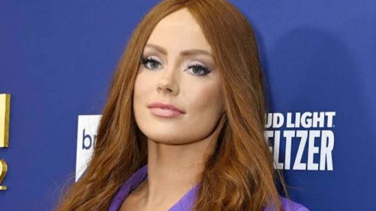 Kathryn Dennis