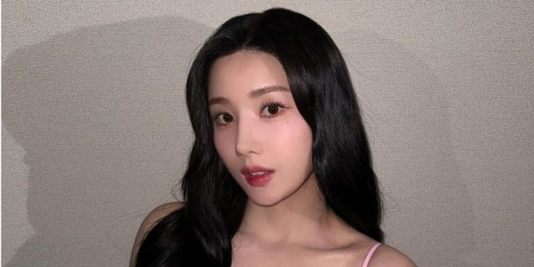 Kwon Eun-bi joins the show, engaging in friendly banter with Ji Seok-jin.