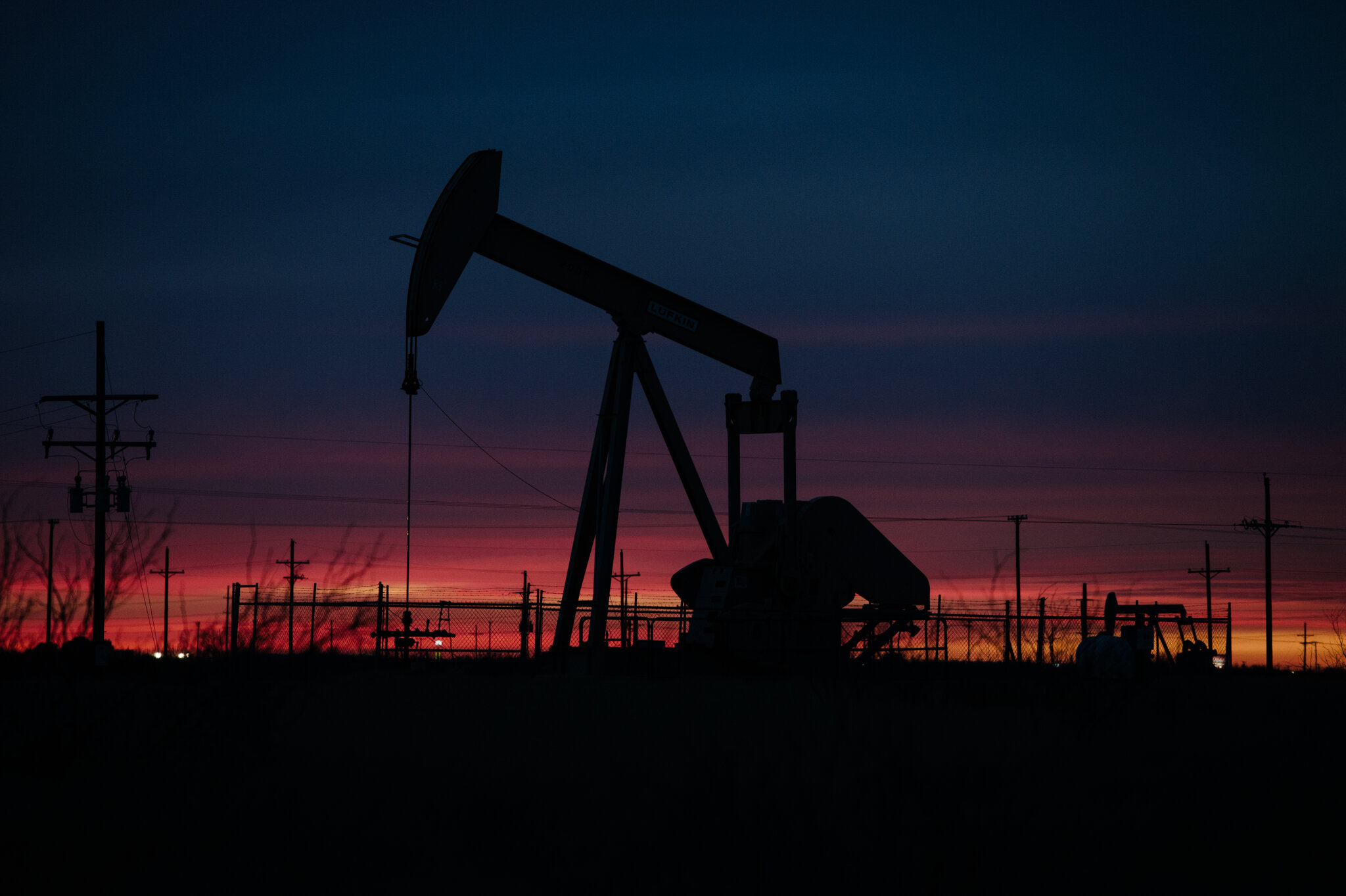 Oil prices climb as speculation about U.S. reserve replenishment grows (Credits: The NY Times)