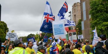 Pro-Palestinian rallies at Australian universities reflect global solidarity (Credits: CNN)