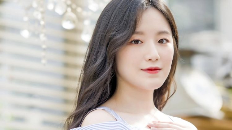 Shuhua's recent social media activity fuels speculation of her leaving (G)I-DLE