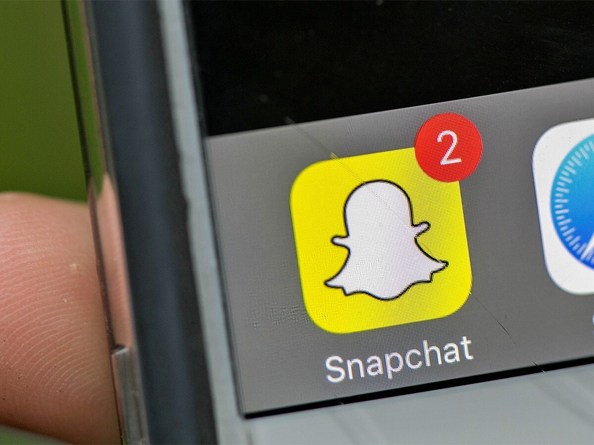 Snap emphasizes professional content partnerships to attract wary advertisers (Credits: CMC Markets)