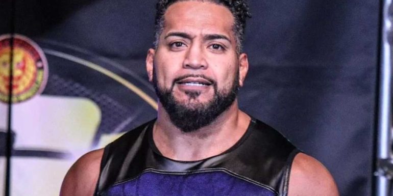 Tanga Loa Joins WWE's Bloodline Drama - OtakuKart