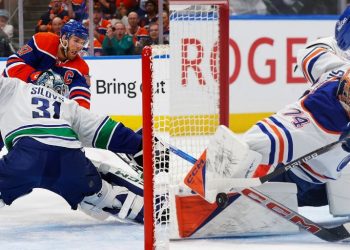 Vancouver Canucks vs Edmonton Oilers