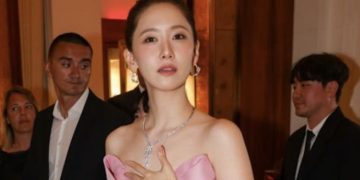 YoonA's Cannes debut marred by red carpet protocol clash