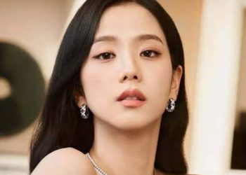 Jisoo is making headlines for her song- FLOWER