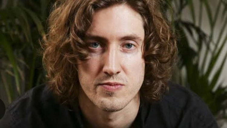 Dean Lewis