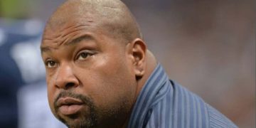 Remembering Dallas Cowboys Legend Larry Allen: A Football Icon Died at 52